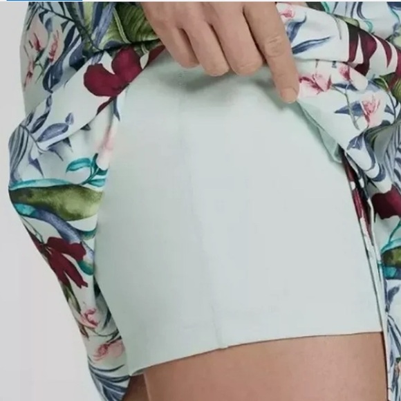 NWT Lady Hagen Tropical Floral Women's Skort - Picture 11 of 11